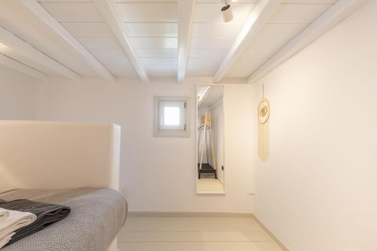 Ivi Mykonean Suites Mimoza Ornos Beach ภายนอก รูปภาพ